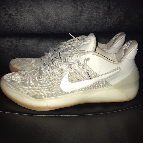 nike kobe ad light bone
